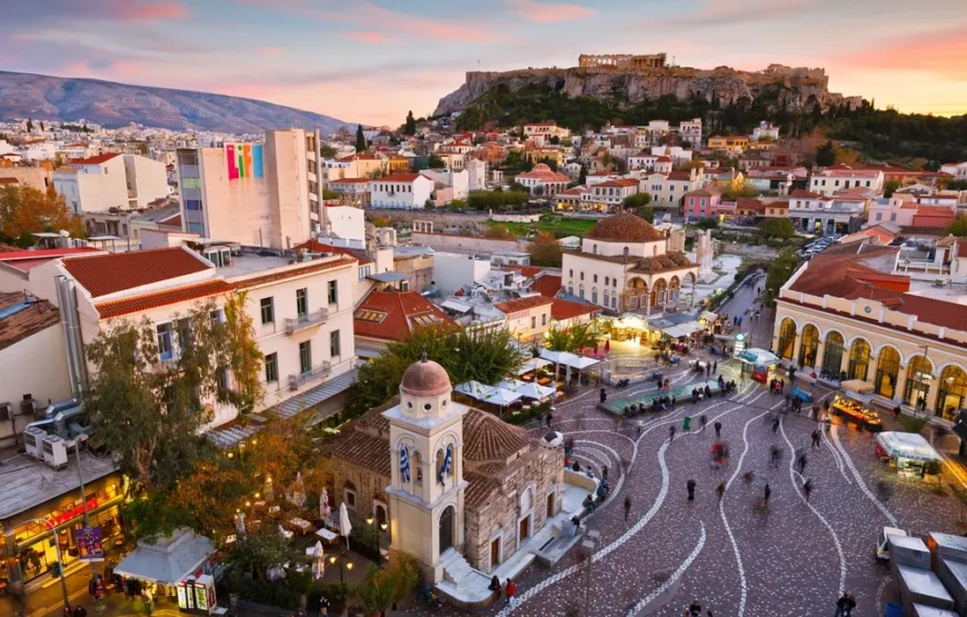 https://sharmtravels.com/st_tour/discover-greece/