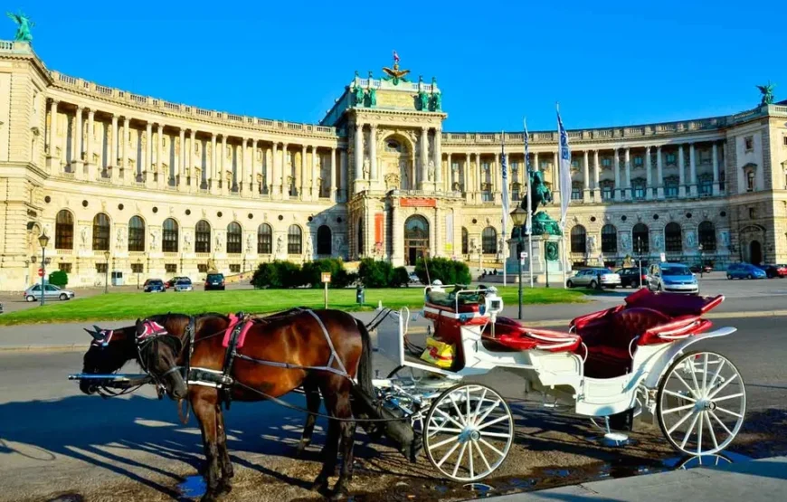 Contrast of Europe end Paris