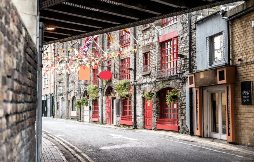 Exploring Dublin, The United Kingdom with Paris