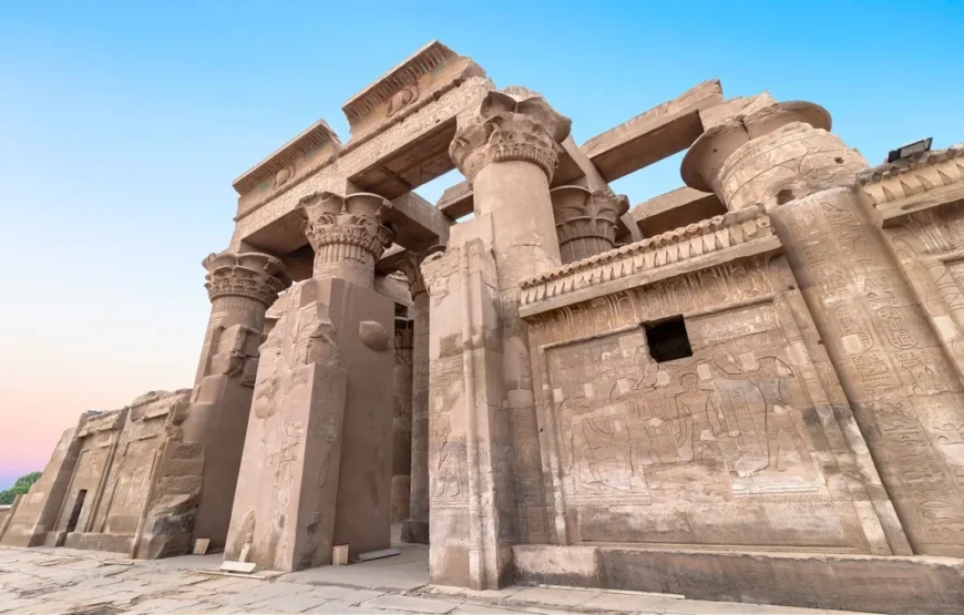 Oasis, Pyramids, Monasteries and Jewels of the Egyptian Nile