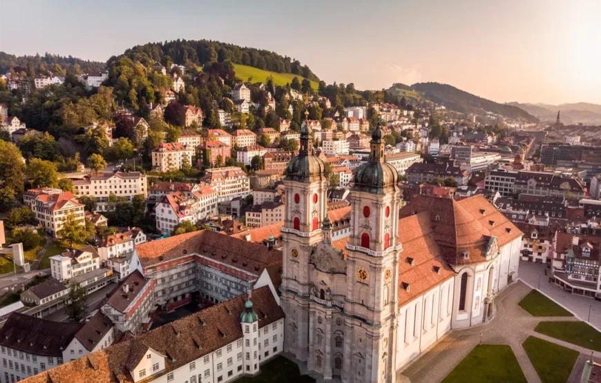 Italian and Swiss Panorama